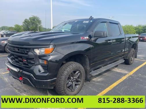 2022 Chevrolet Silverado 1500 Custom Trail Boss