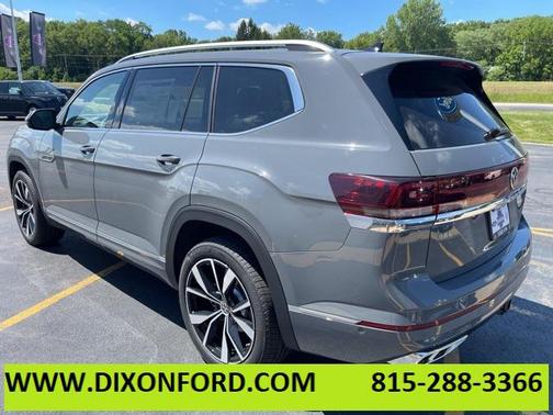 2025 Volkswagen Atlas 2.0T SEL Premium R-Line 4MOTION
