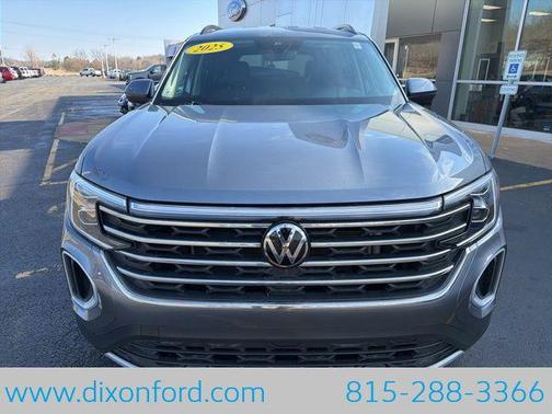 2025 Volkswagen Atlas 2.0T SE w/Technology 4MOTION