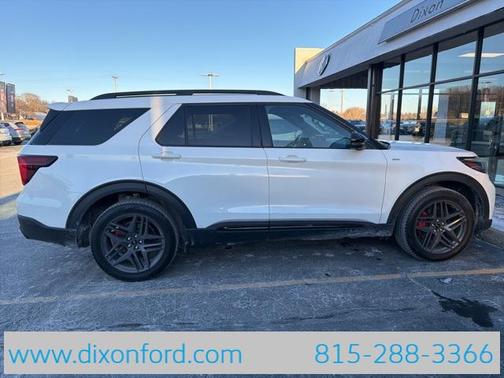 2025 Ford Explorer ST-Line