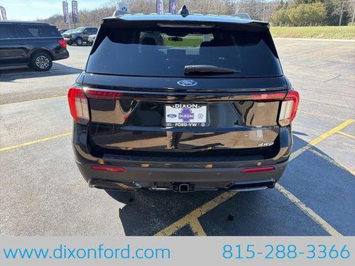 Agate Black Metallic 2026 Ford Explorer ST-Line