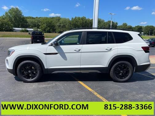 2025 Volkswagen Atlas 2.0T Peak Edition