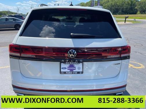 2025 Volkswagen Atlas 2.0T Peak Edition