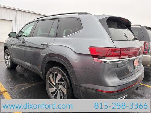 2025 Volkswagen Atlas 2.0T SE w/Technology