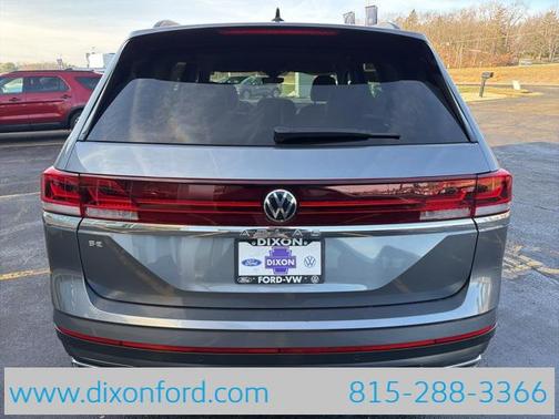 2025 Volkswagen Atlas 2.0T SE w/Technology