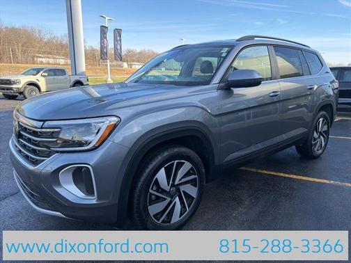 2025 Volkswagen Atlas 2.0T SE w/Technology