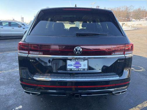 Deep Black Pearl 2026 Volkswagen Atlas 2.0T SEL Premium R-Line 4MOTION