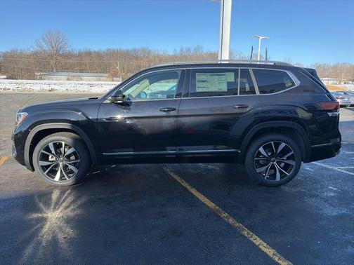 Deep Black Pearl 2026 Volkswagen Atlas 2.0T SEL Premium R-Line 4MOTION