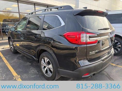 2023 Subaru Ascent Premium 8-Passenger