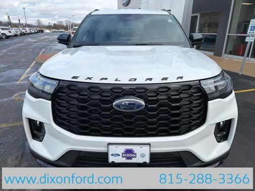 2026 Ford Explorer ST-Line