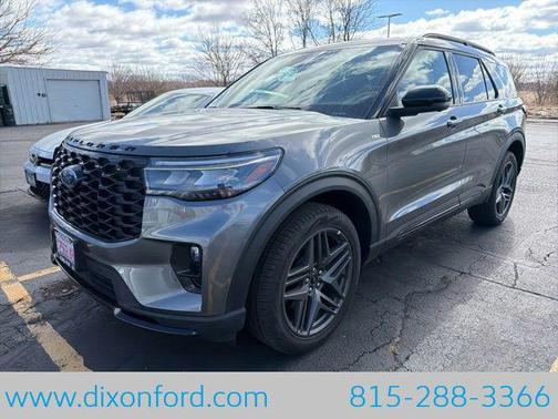 2025 Ford Explorer ST-Line