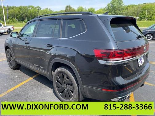 2025 Volkswagen Atlas 2.0T SE w/Technology 4MOTION