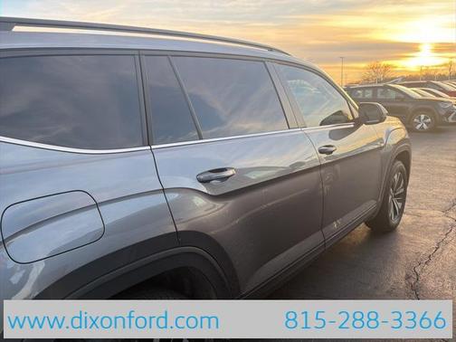 2024 Volkswagen Atlas 2.0T SE