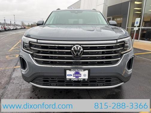 Pure Gray 2026 Volkswagen Atlas 2.0T SE w/Technology 4MOTION