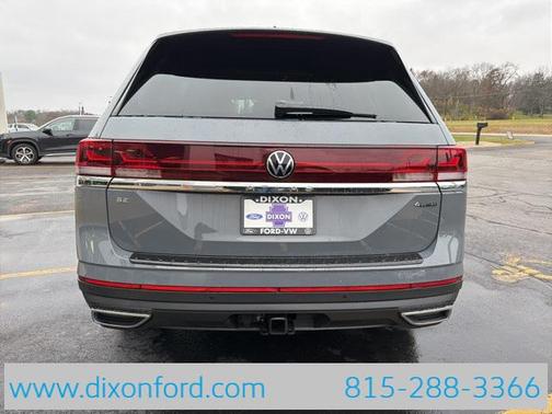 Pure Gray 2026 Volkswagen Atlas 2.0T SE w/Technology 4MOTION