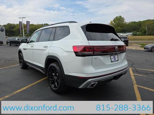 2025 Volkswagen Atlas 2.0T Peak Edition