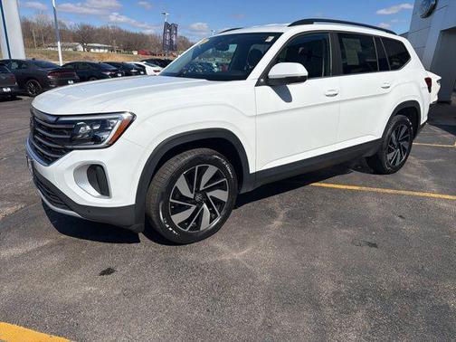 2024 Volkswagen Atlas 2.0T SE w/Technology 4MOTION