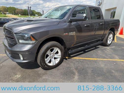 Granite Crystal Metallic Clearcoat 2015 RAM 1500 Sport