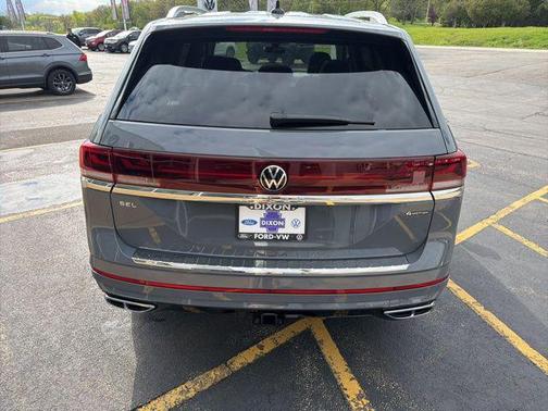 Pure Gray 2026 Volkswagen Atlas 2.0T SEL Premium R-Line 4MOTION