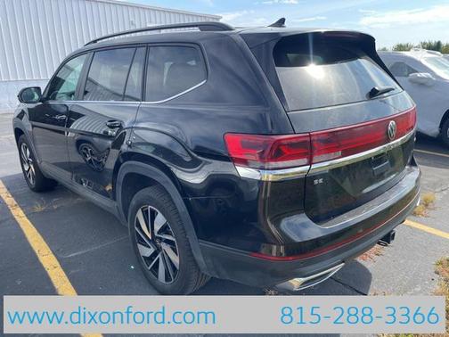 2024 Volkswagen Atlas 2.0T SE w/Technology 4MOTION