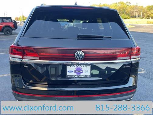 2024 Volkswagen Atlas 2.0T SE w/Technology 4MOTION