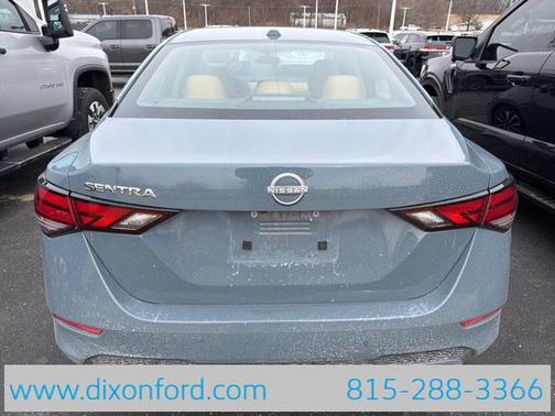 2025 Nissan Sentra SV