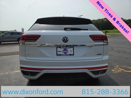 2022 Volkswagen Atlas Cross Sport 3.6L V6 SEL Premium R-Line