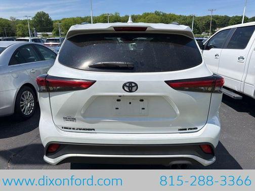 Wind Chill Pearl 2022 Toyota Highlander XSE