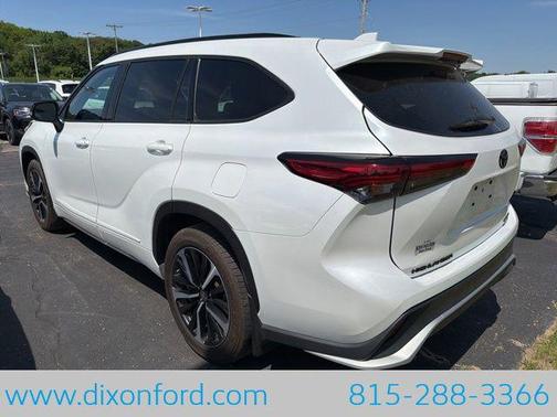 Wind Chill Pearl 2022 Toyota Highlander XSE