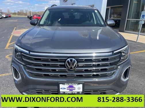 2025 Volkswagen Atlas 2.0T SE w/Technology 4MOTION