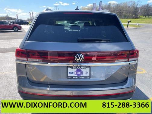 2025 Volkswagen Atlas 2.0T SE w/Technology 4MOTION