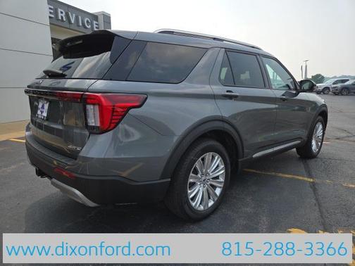 2025 Ford Explorer Platinum
