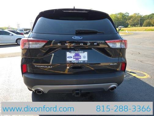 2021 Ford Escape Titanium