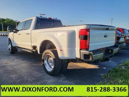2023 Ford F-450 Lariat