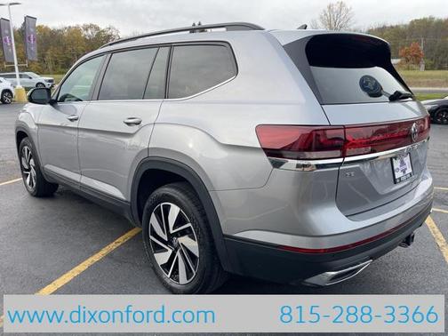 2024 Volkswagen Atlas 2.0T SE w/Technology 4MOTION