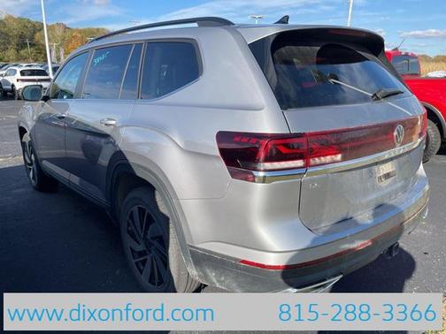 2024 Volkswagen Atlas 2.0T SE w/Technology 4MOTION