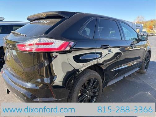 2022 Ford Edge ST Line