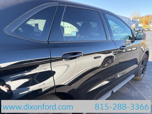 2022 Ford Edge ST Line