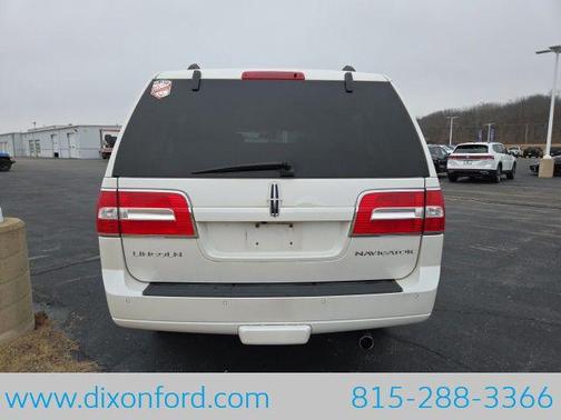 2013 Lincoln Navigator Base