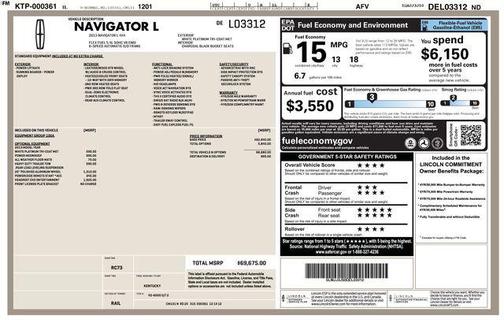 White Platinum Metallic Tri-Coat 2013 Lincoln Navigator Base