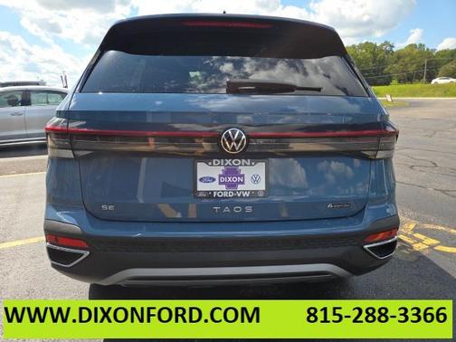 2025 Volkswagen Taos 1.5T SE