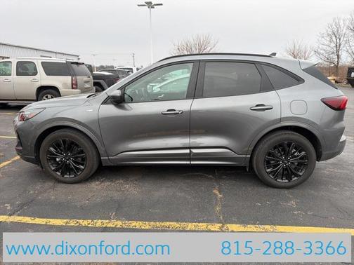 2023 Ford Escape ST-Line Elite