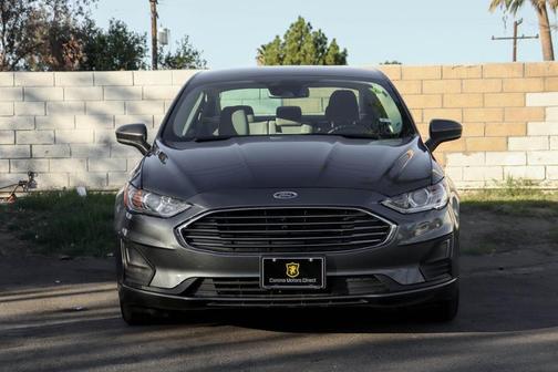 Photo 2 of 22 of 2020 Ford Fusion S