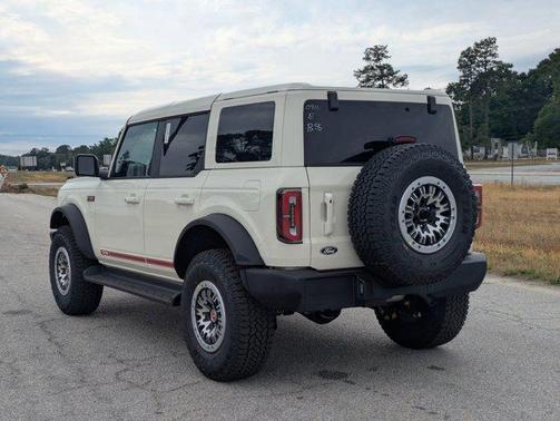 Space Gray 2026 Ford Bronco Outer Banks