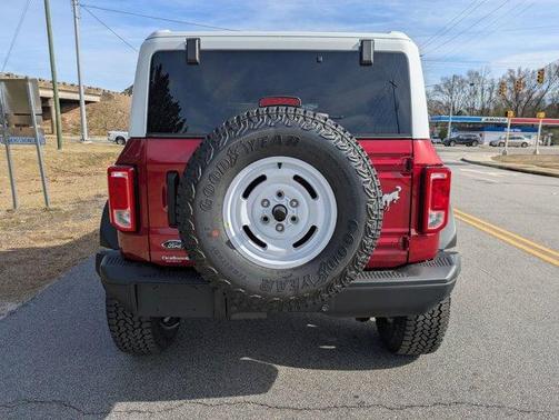 2025 Ford Bronco Heritage Edition