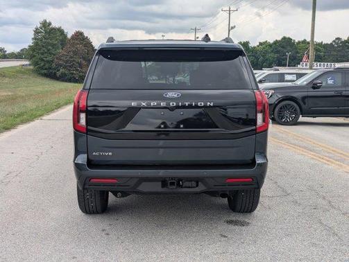 Blue Metallic 2025 Ford Expedition Active