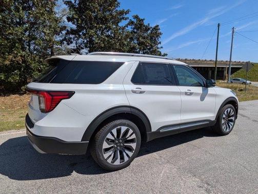 Star White 2026 Ford Explorer Platinum