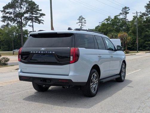 Silver Metallic 2025 Ford Expedition Active