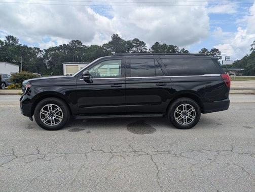 Black Metallic 2025 Ford Expedition Max Active