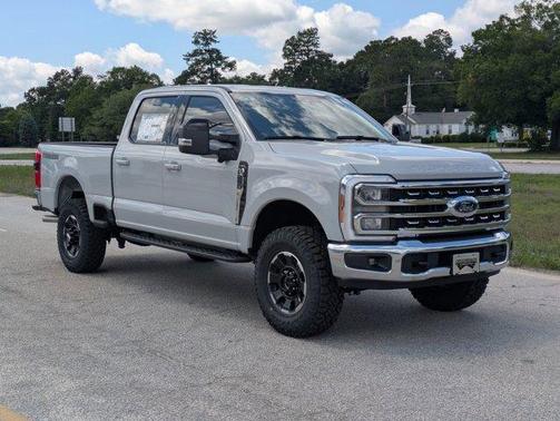 Avalanche 2026 Ford F-250 Lariat